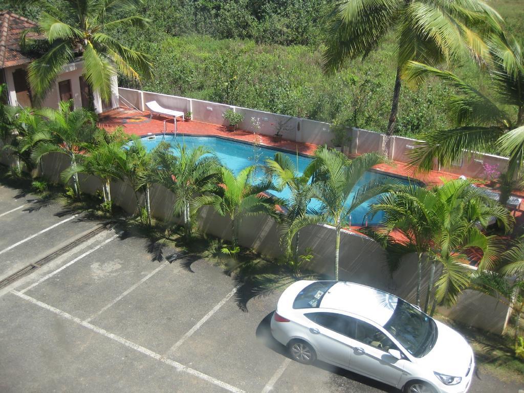 Oyo 1079 Ashirwad Heritage Resort Kumarakom Exterior photo